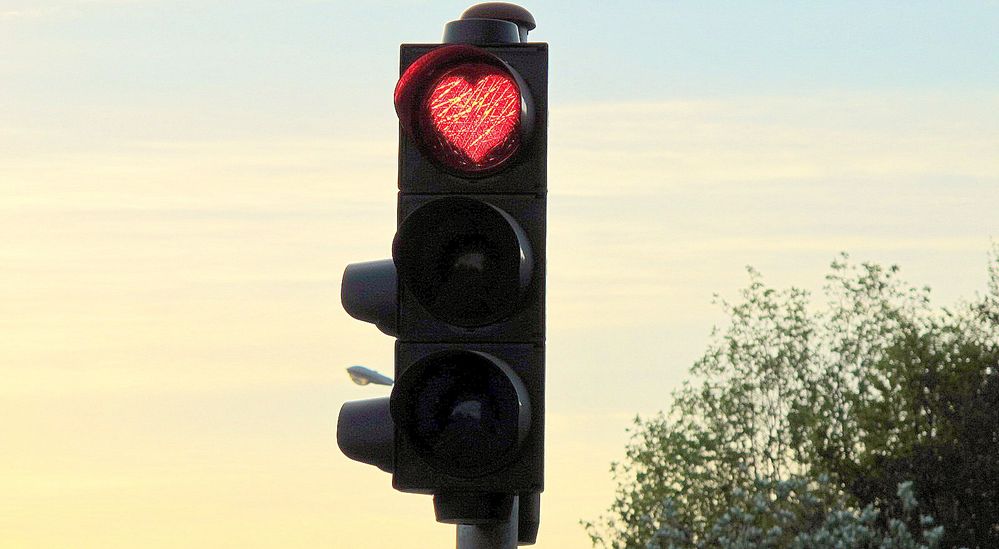 Rote Ampel mit Herz