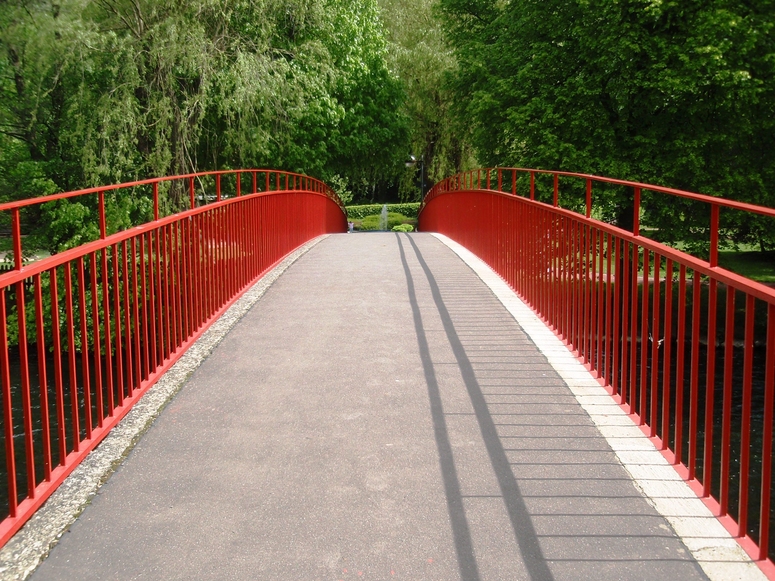 rote Brücke