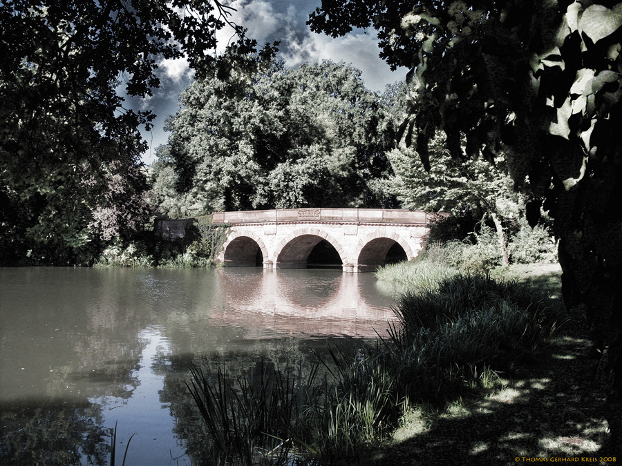 Rote Brücke