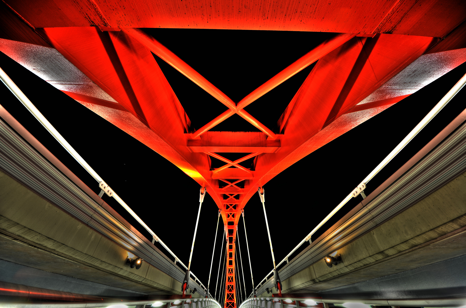 rote Brücke in Villach