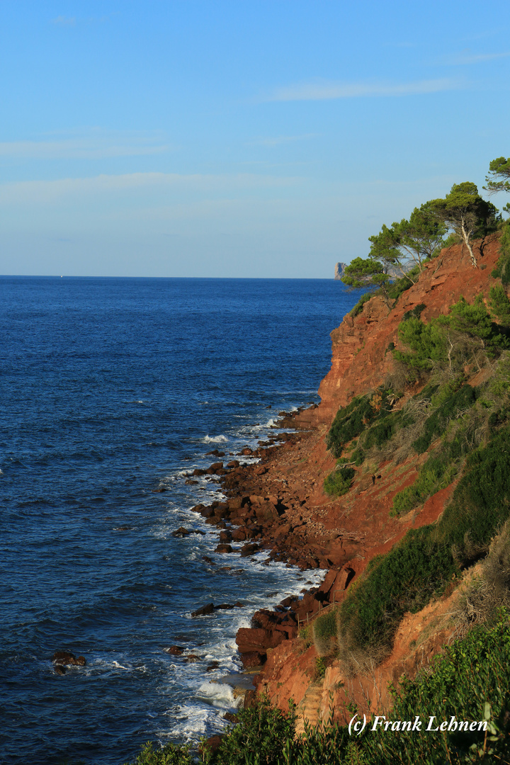 Rote Felsen bei Port des Canonge