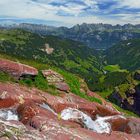 Rote Felsen in der Schweiz