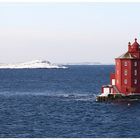 Rote Leuchtturm von Kjeungskjaer