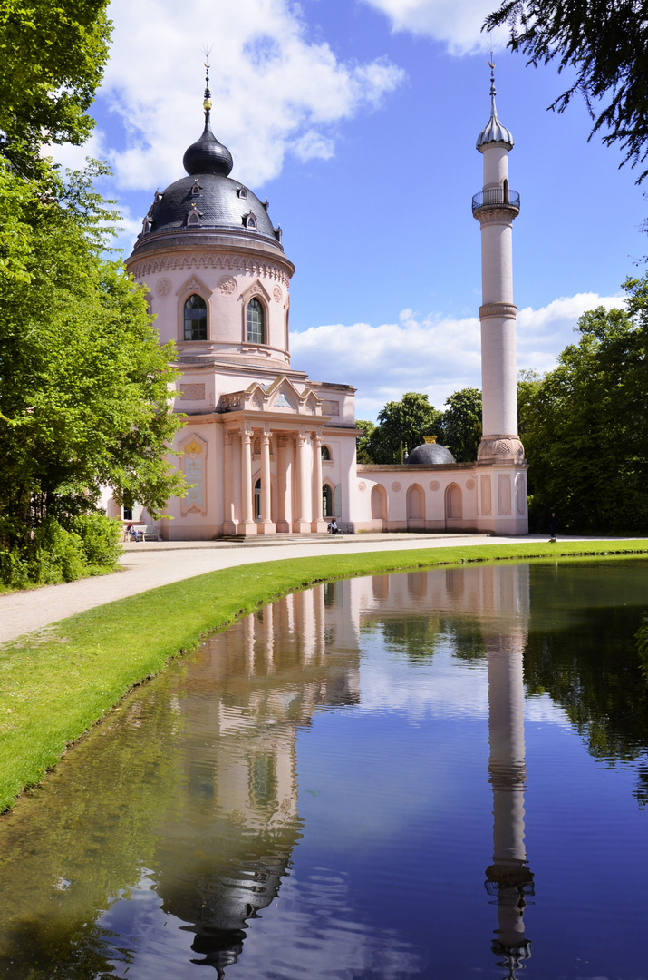 Rote Moschee im Schlosspark Schwetzingen