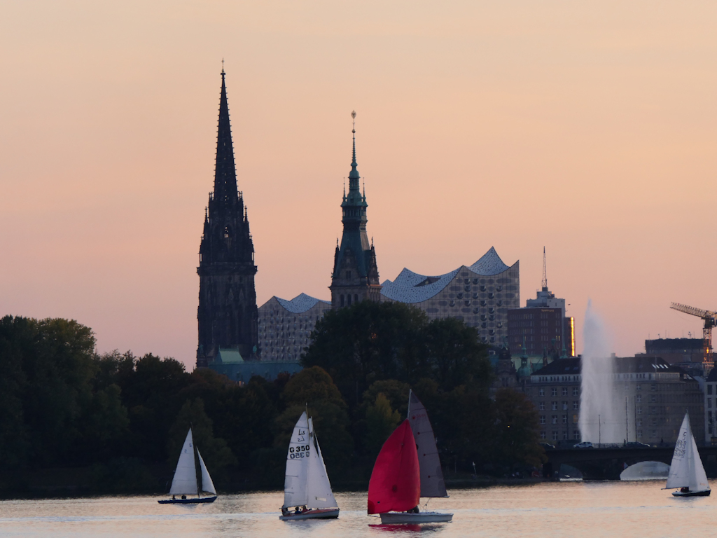 Rote Segelboot ori