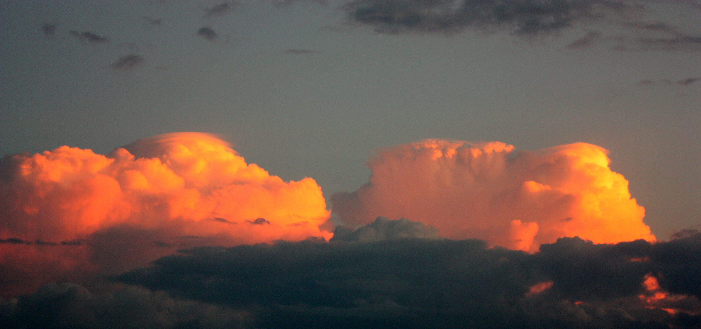 Rote Wolke