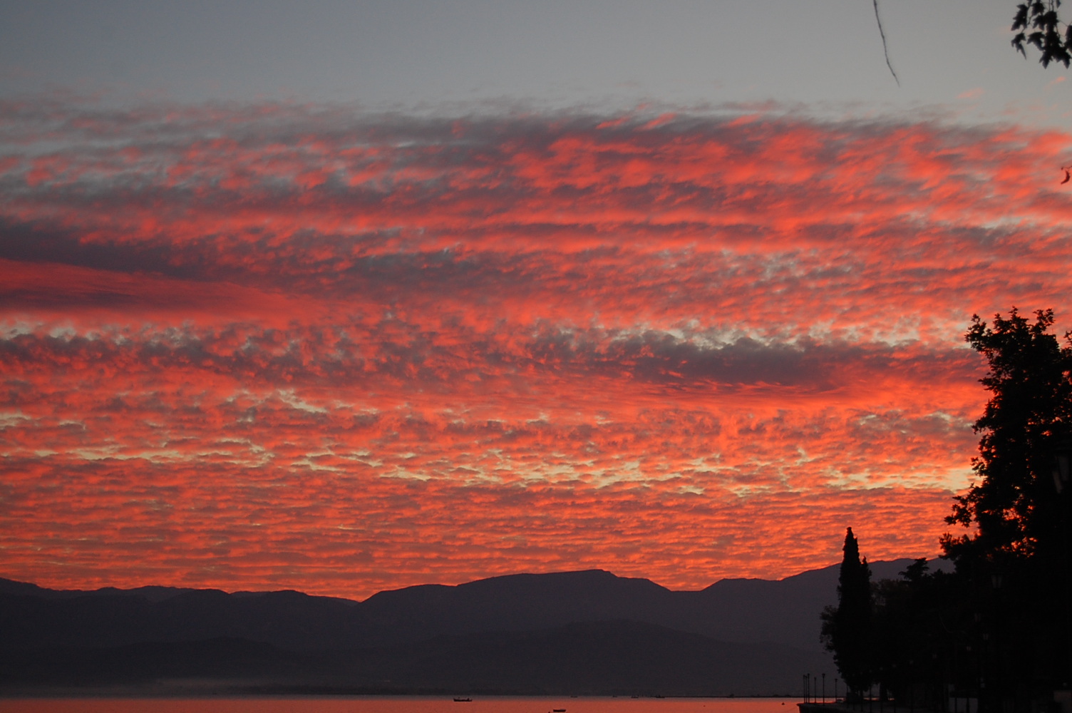 Rote Wolken