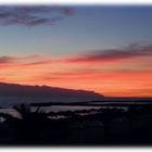 Roter Abendhimmel am Meer