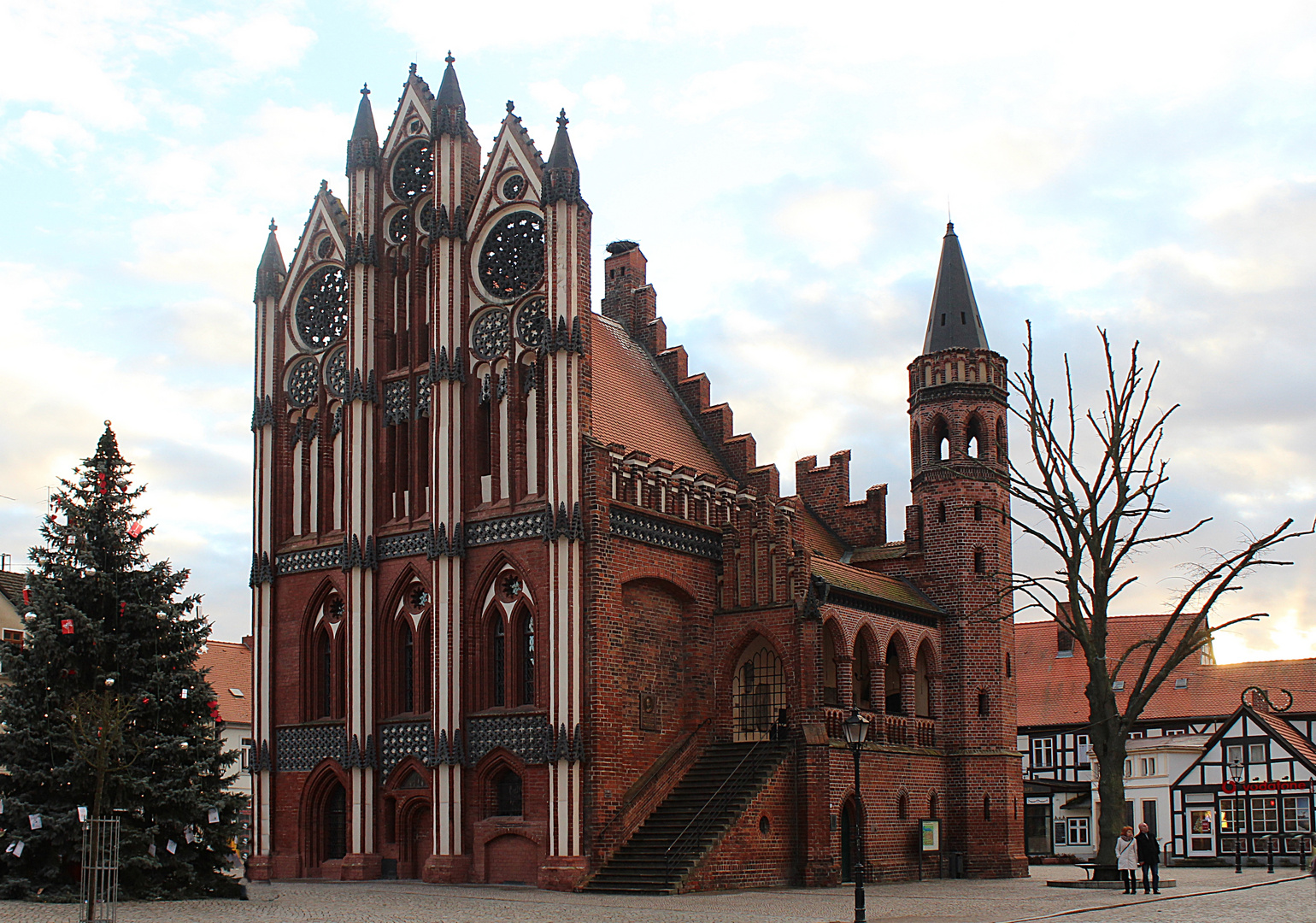 Roter Backstein am Tangermünder Rathaus