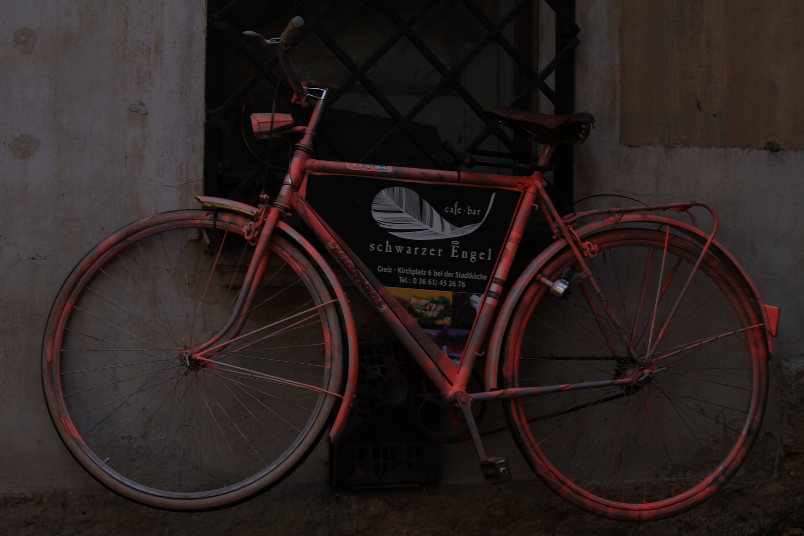 Roter Fahrrad-Diamat in Greiz