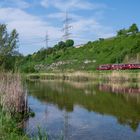 Roter Flitzer im Grünen