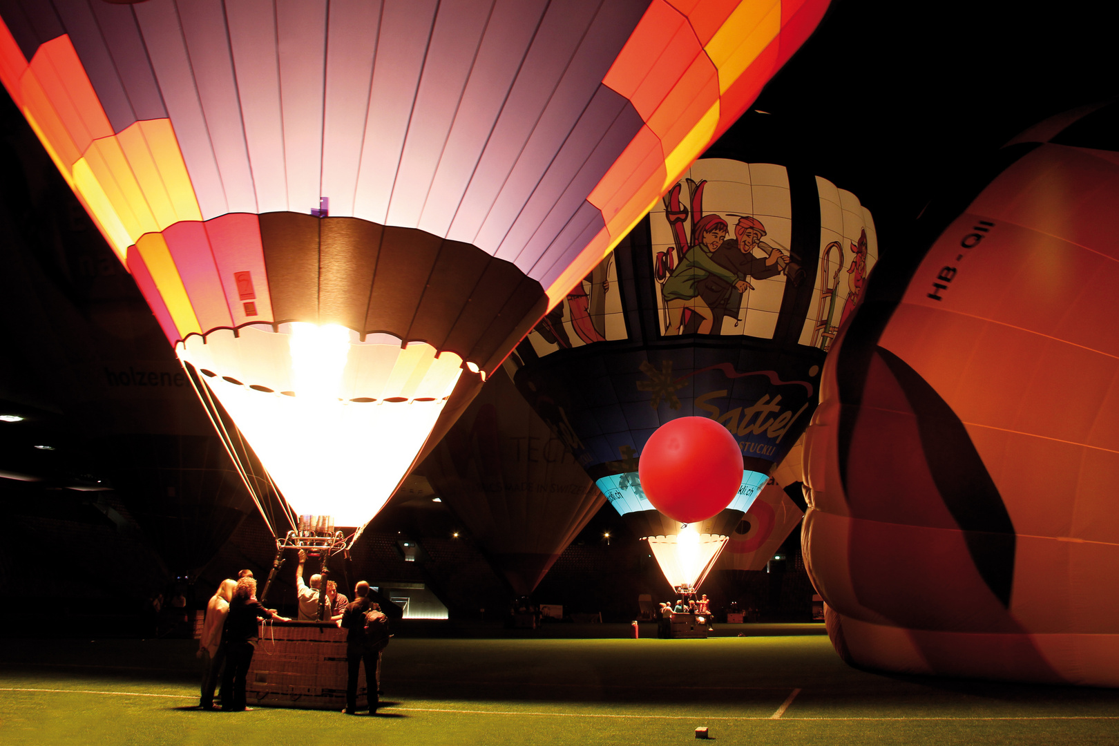 Roter Heissluft Ballon