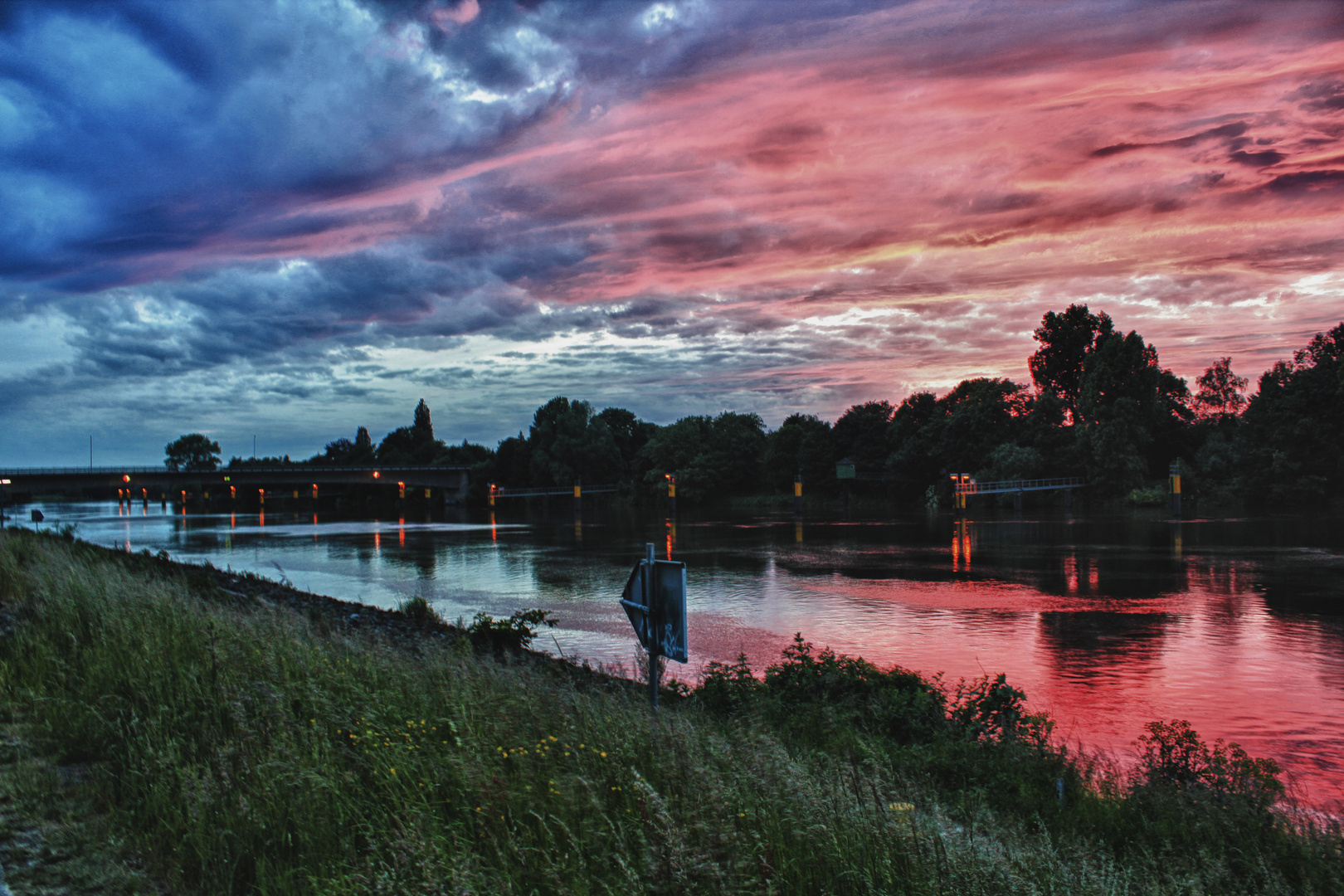 Roter Himmel