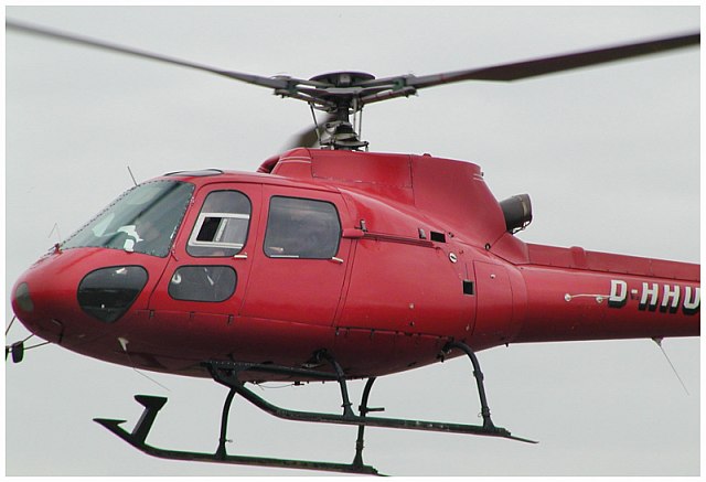 Roter Hubschrauber
