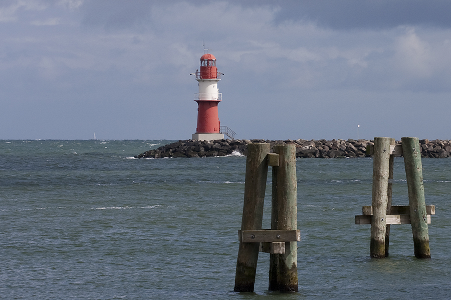 Roter Leuchtturm ...