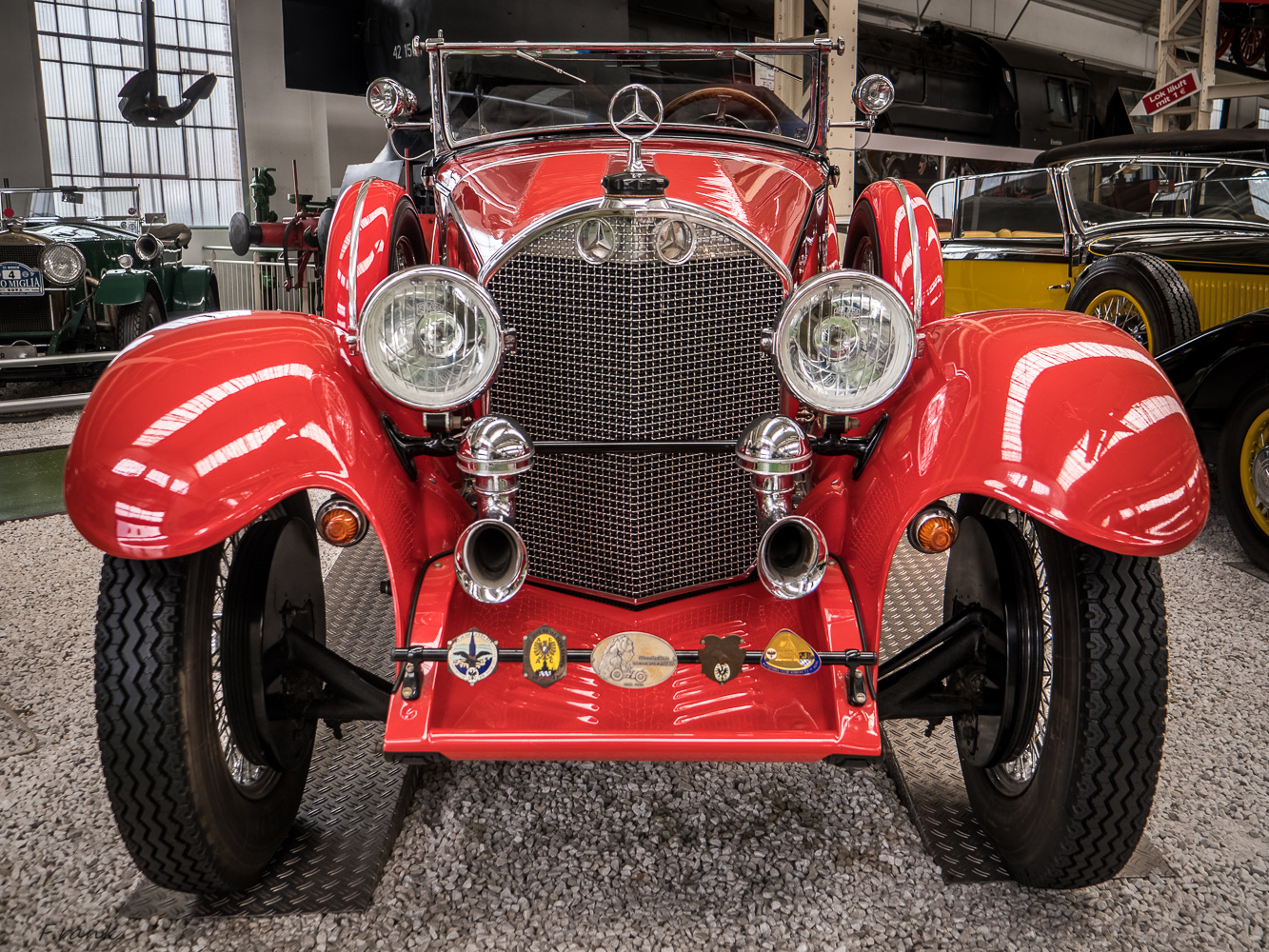 Roter Oldtimer ...