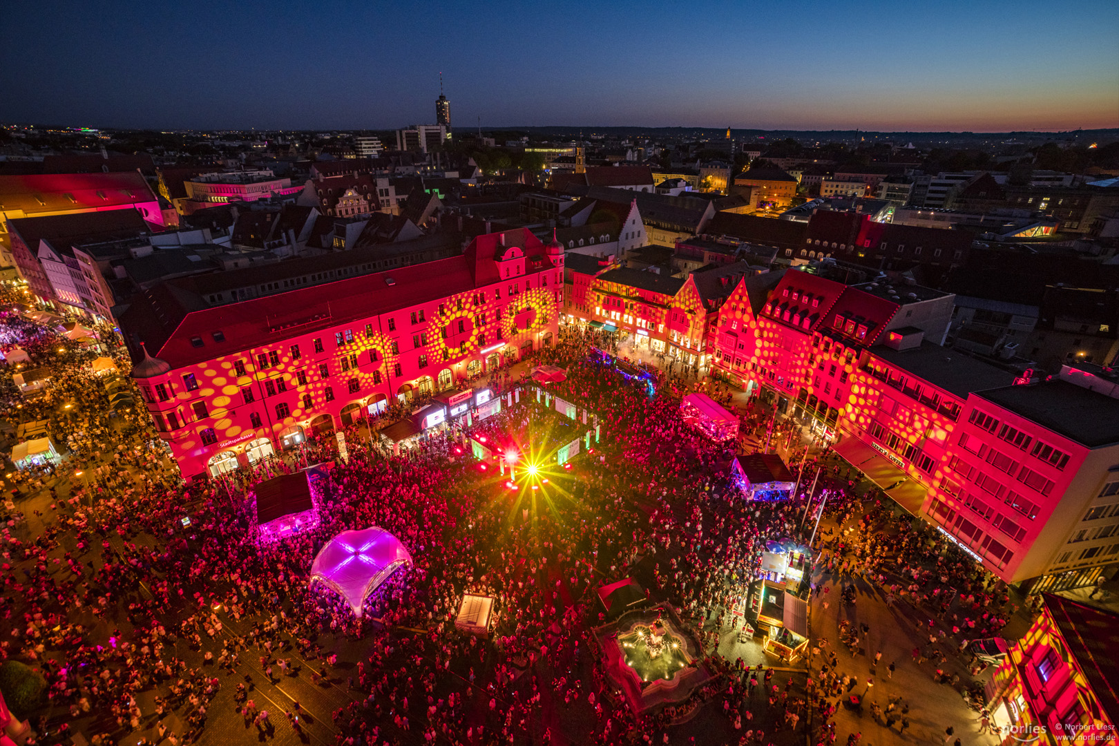 Roter Rathausplatz Augsburg