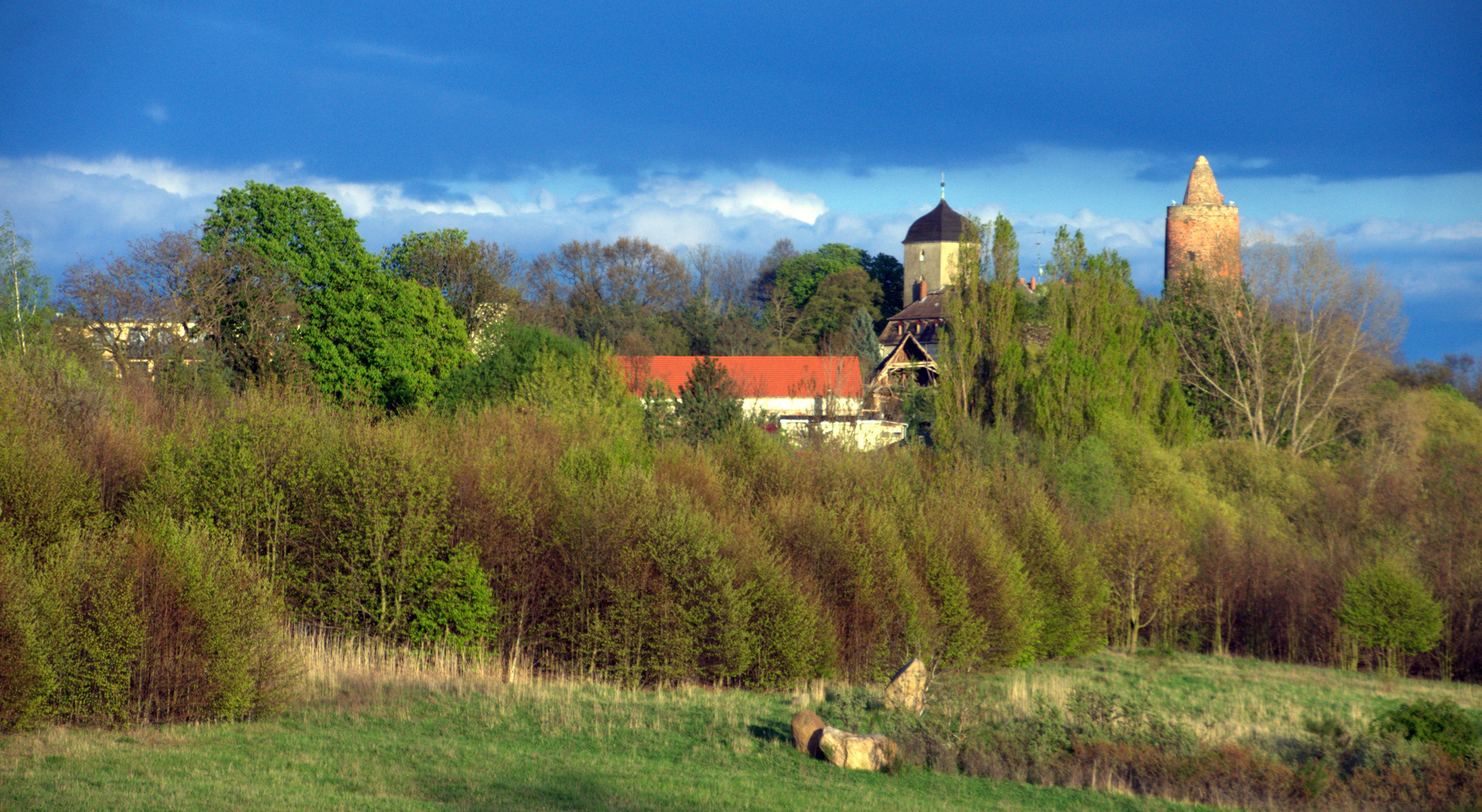 Roter Turm Pouch