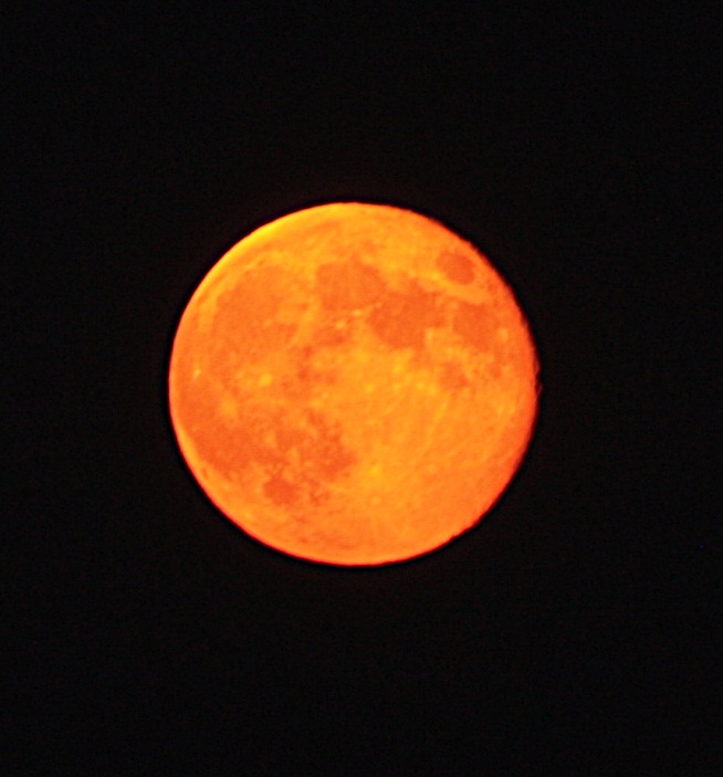 roter Vollmond