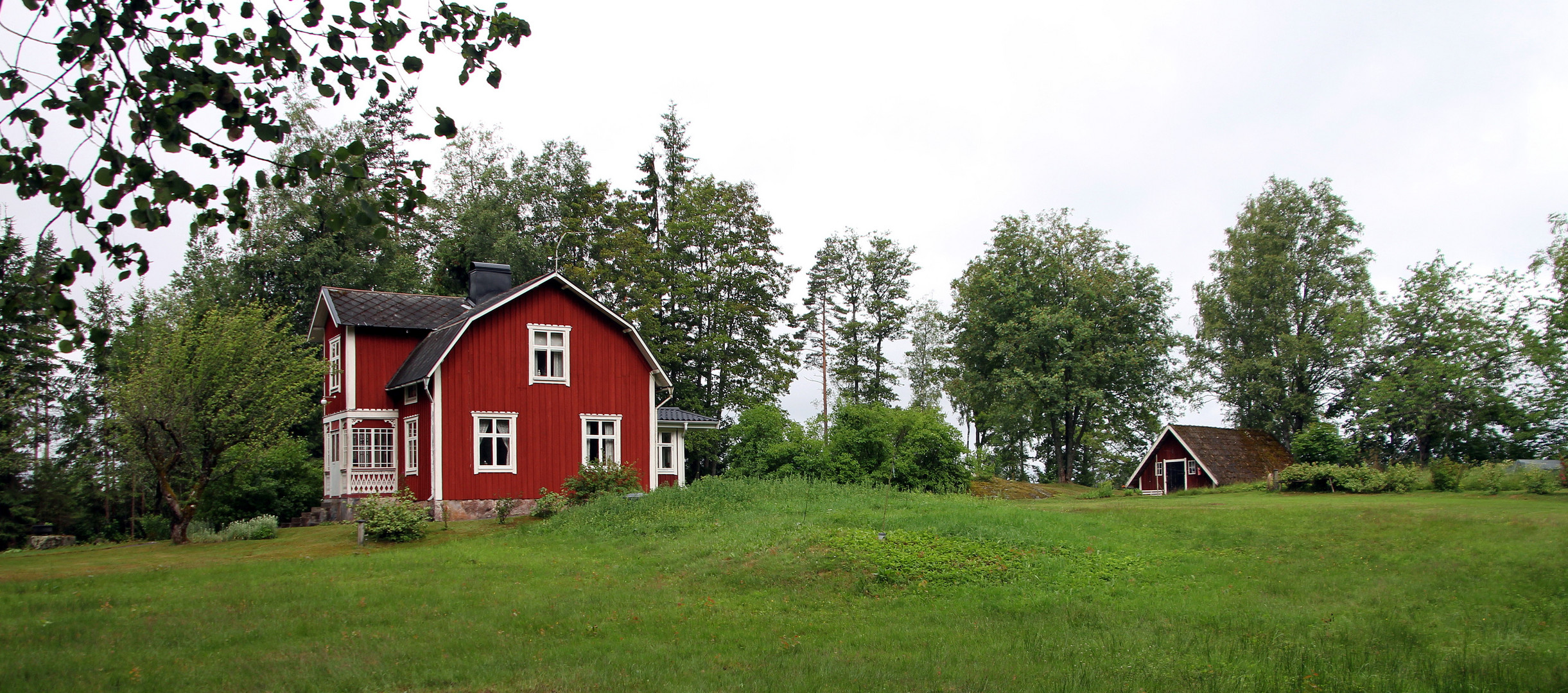 Rotes Haus am See