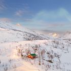 Rotes Haus im Schnee