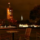 Rotes Rathaus bei Nacht