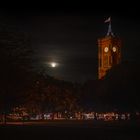 Rotes Rathaus im Abendlicht