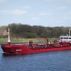 rotes Tankschiff 