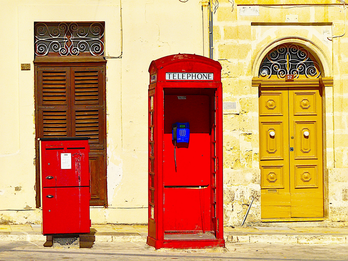 Rotes Telefon in Malta