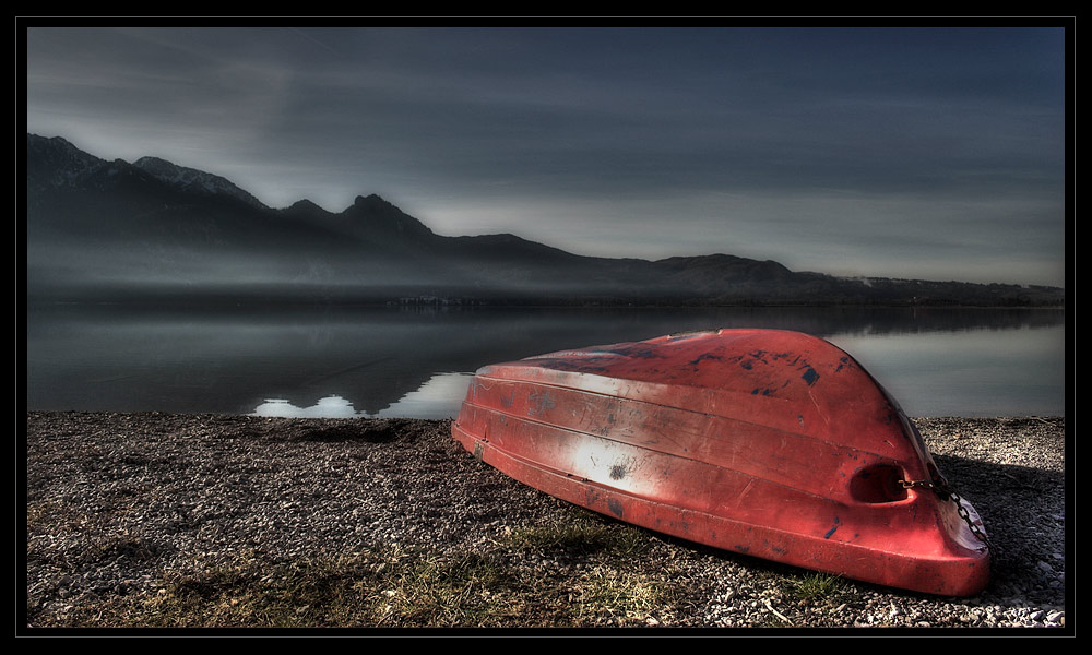 *RotesBootAmKochelsee*