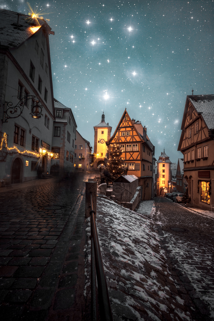 Rothenburg ob der Tauber zur Blauen Stunde