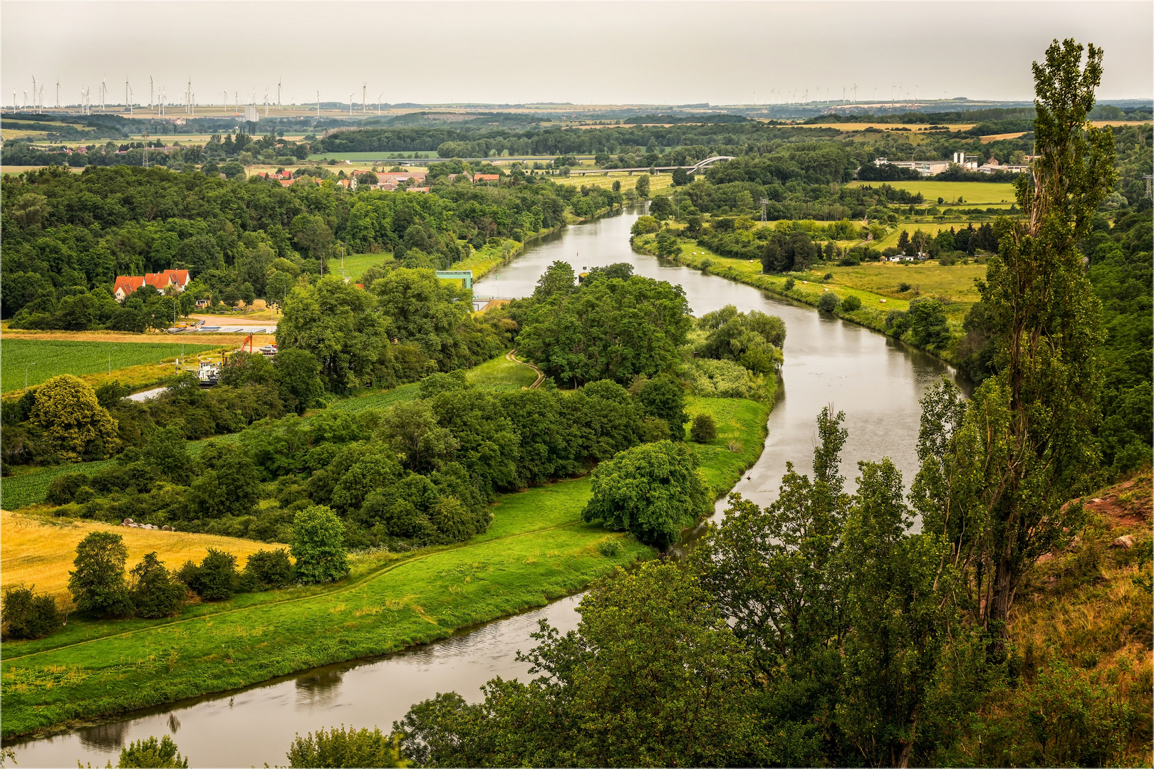 Rothenburg (Saale), Blick auf den Fluss