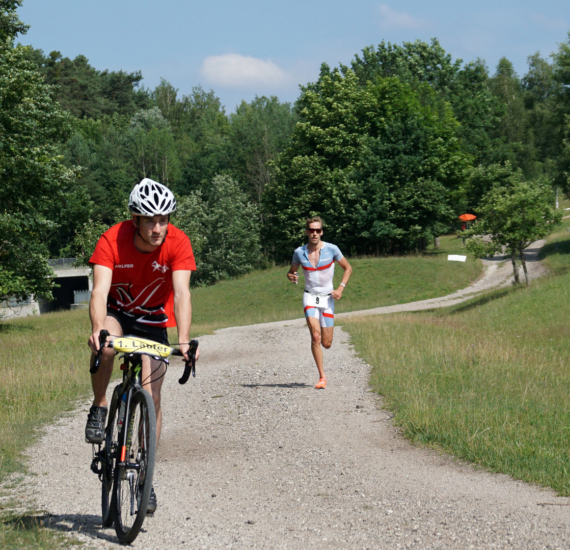 Rothsee Triathlon: 1. Läufer