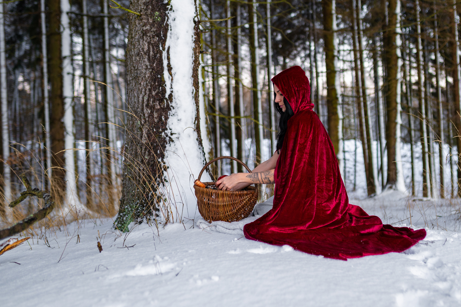 Rotkäppchen im Schnee