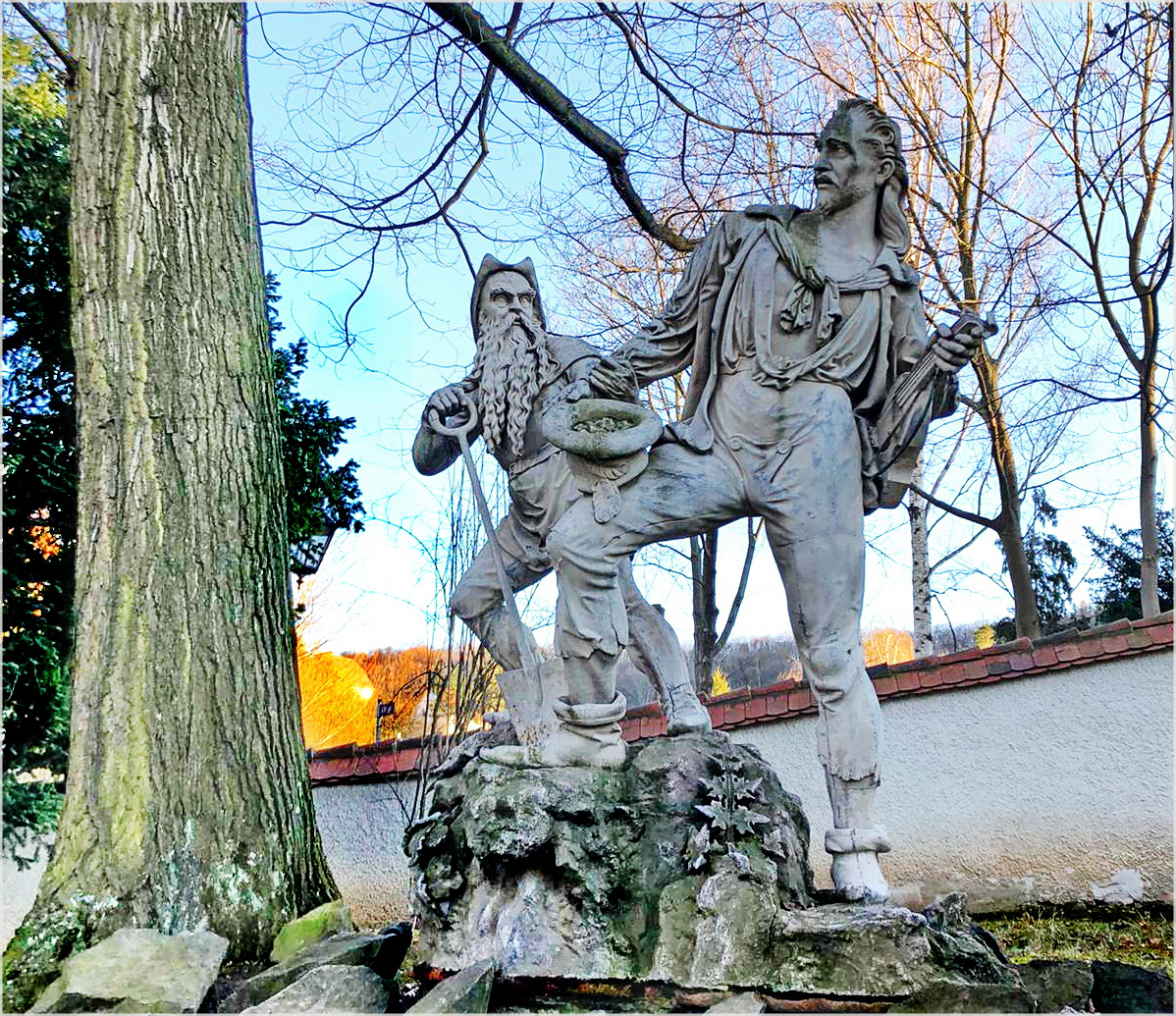 Rotkopf-Görg-Denkmal auf Schloss Burgk-Freital 