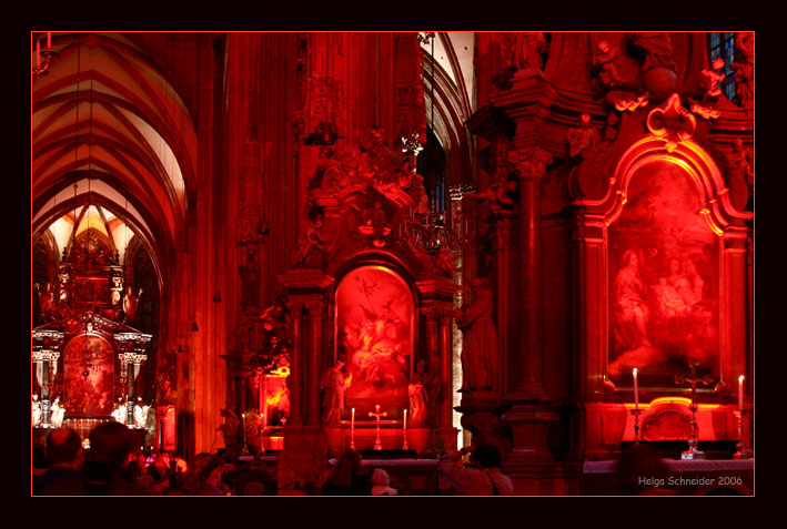 Rotlicht im Stephansdom