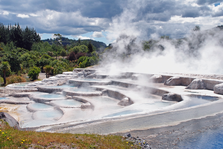 Rotorua - Sulphur Sinter Terraces