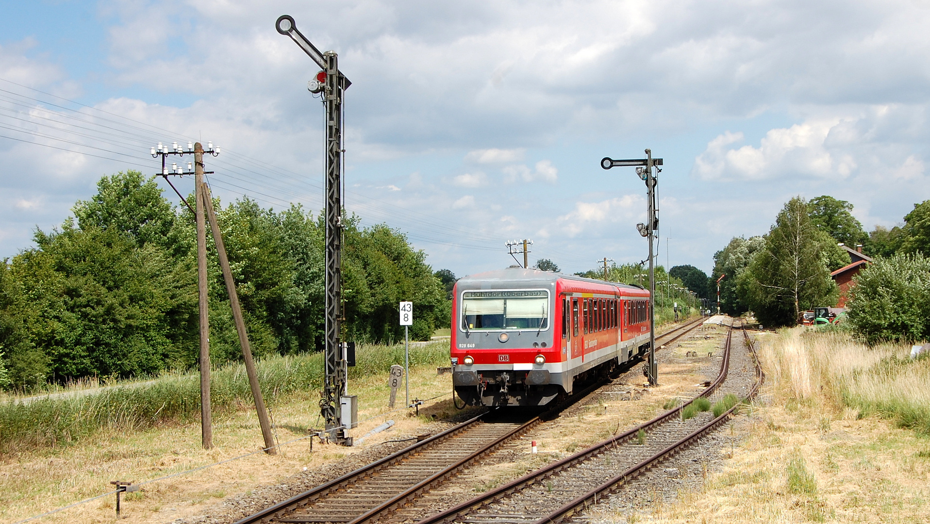 Rottalbahn bei der Ausfahrt Bf Karpfham in Richtung Neumarkt-St.Veit am 17.6.2017