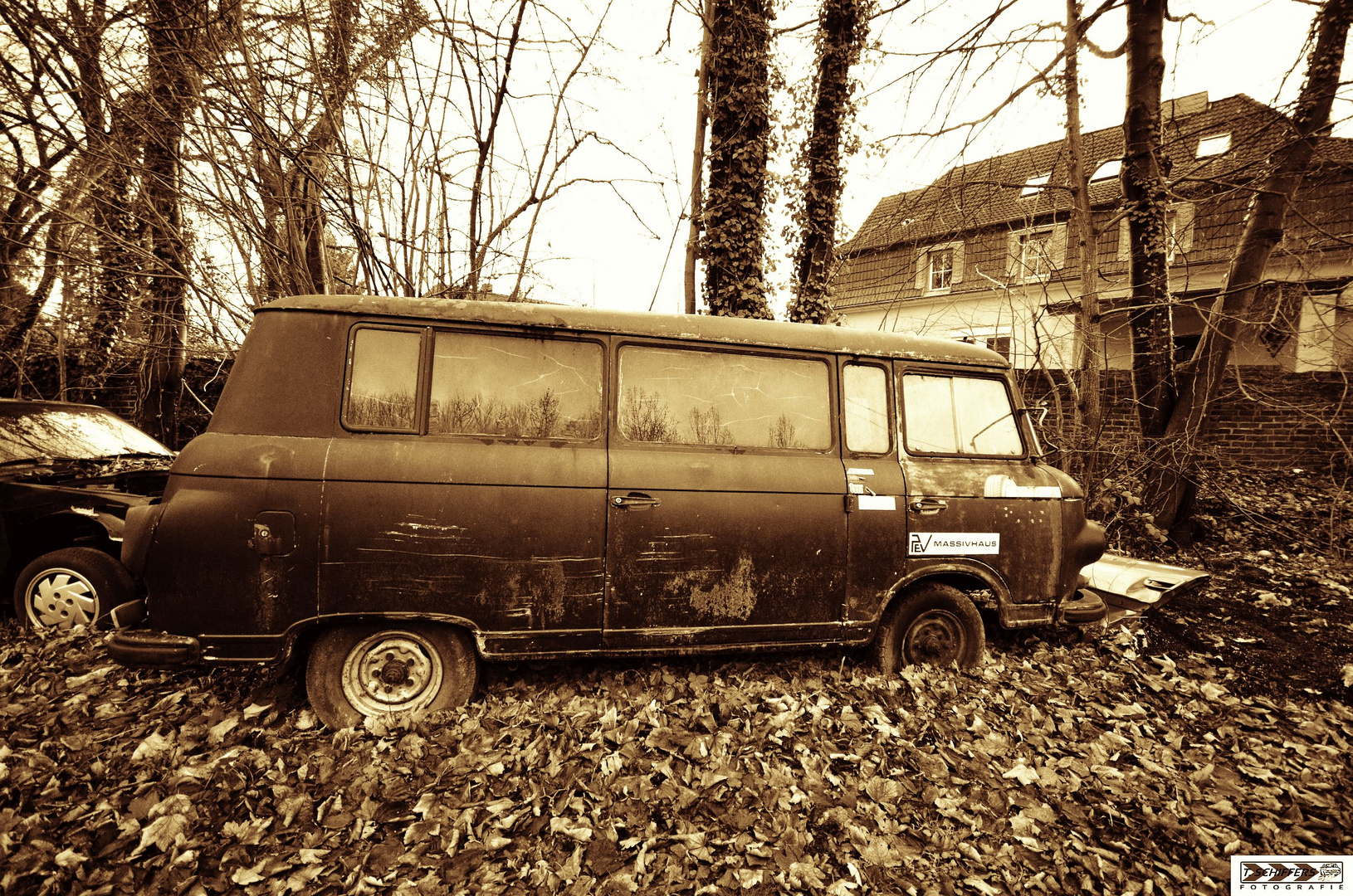 rotten Barkas