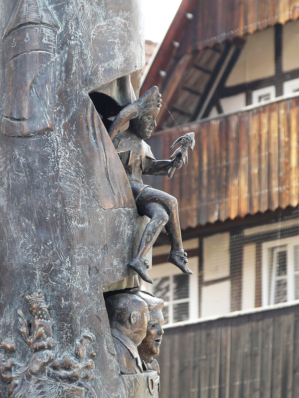 Rottenburger Narrenbrunnen - Detail 1