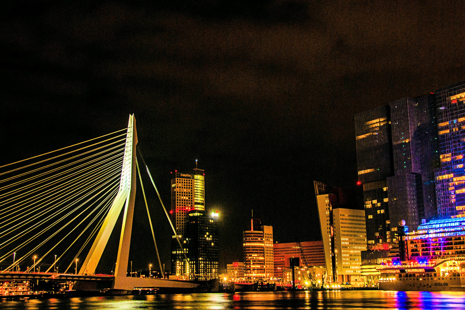 Rotterdam bei Nacht