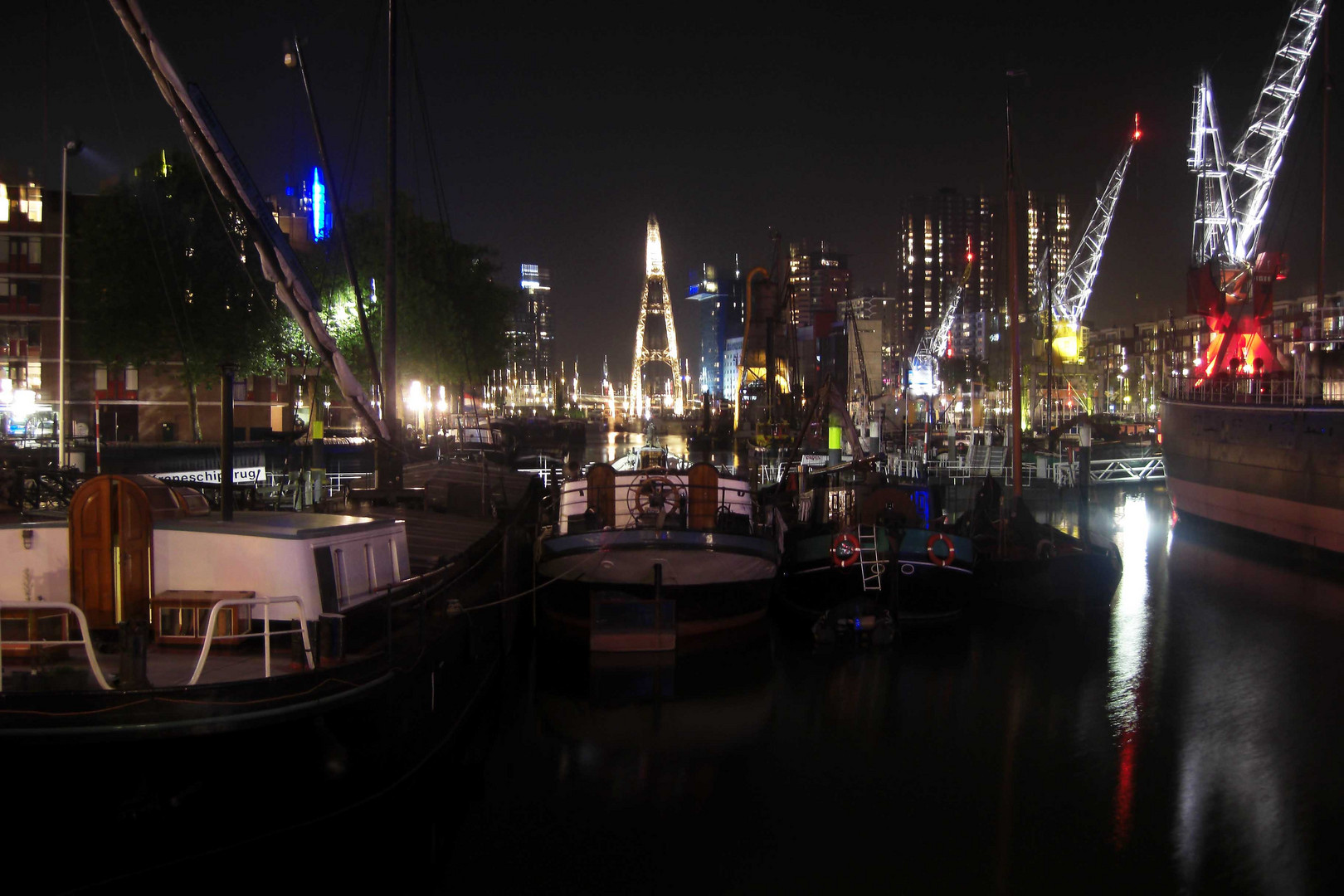 Rotterdam bei Nacht