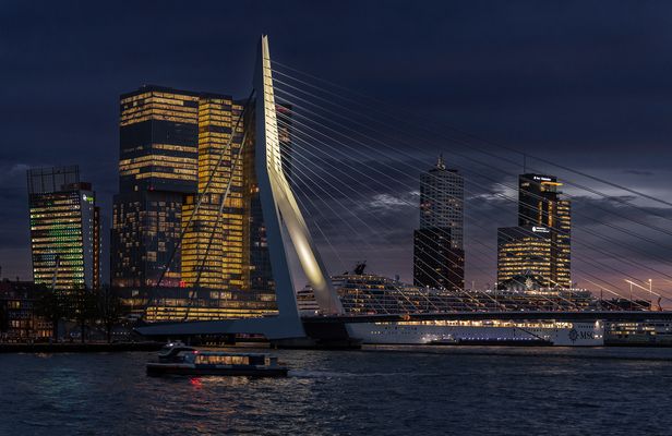 Rotterdam: Erasmusbrug am Morgen