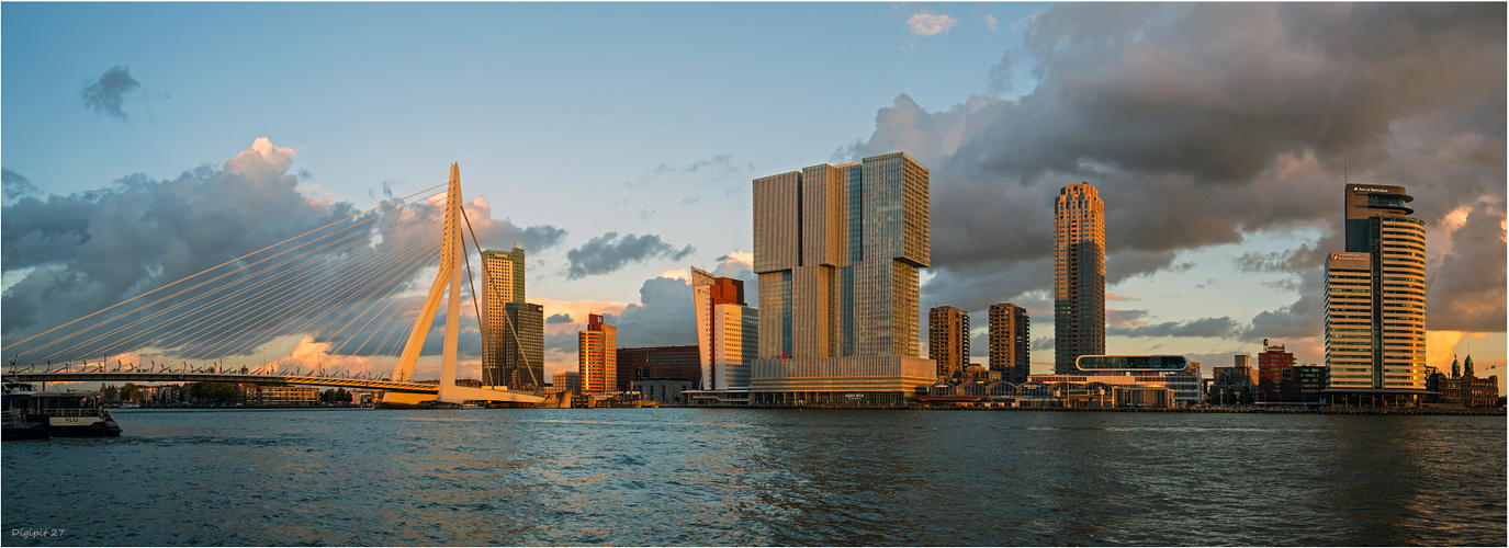 Rotterdam Skyline 2022-01