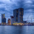 Rotterdam zur blauen Stunde