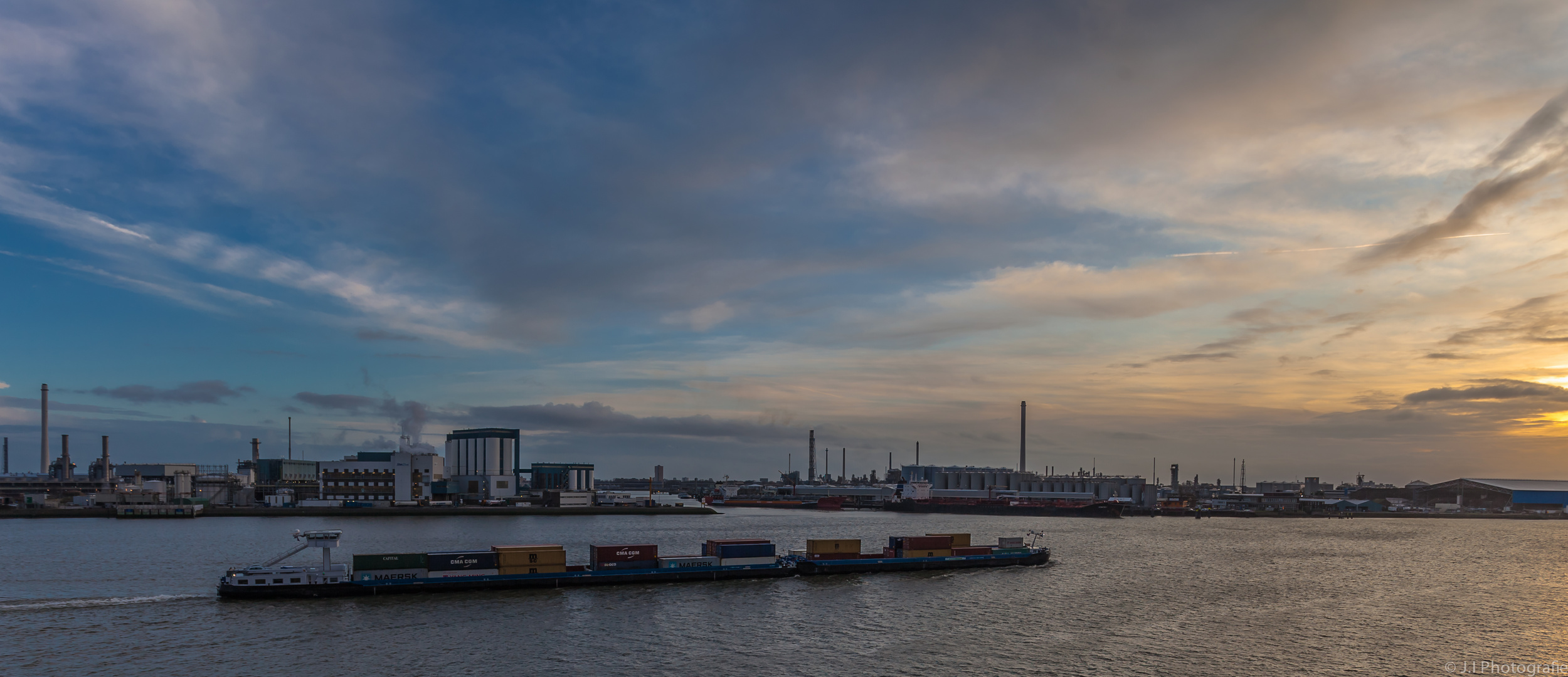 Rotterdamer Hafen  2