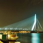Rotterdamer Hafen bei Nacht