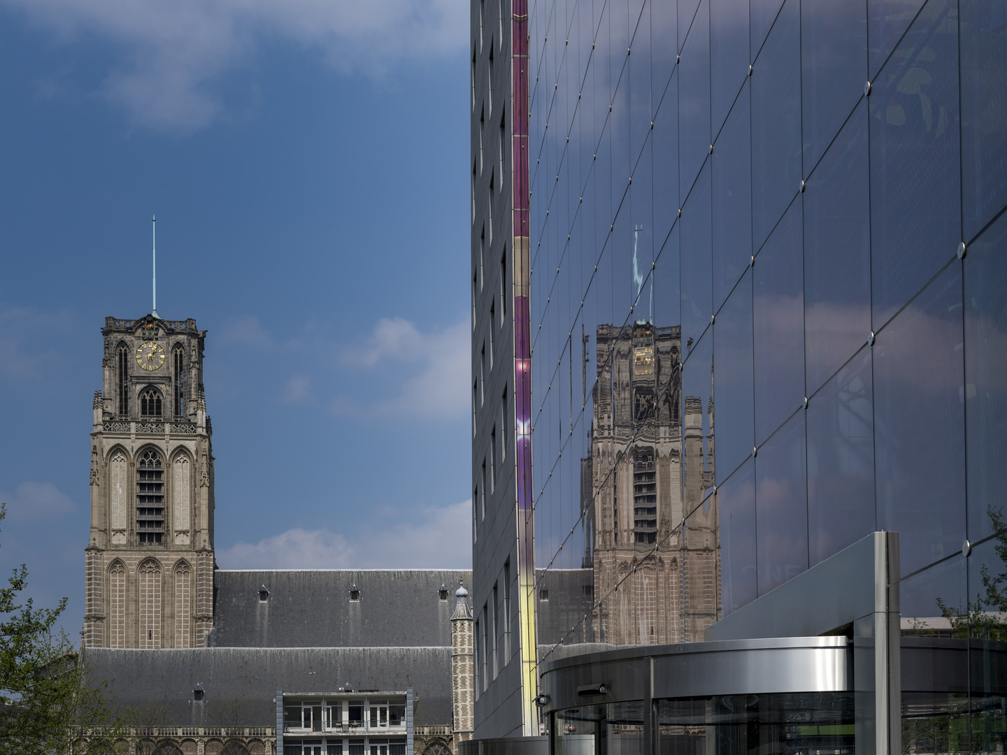 Rotterdamm - Laurenskerk mit Markthalle