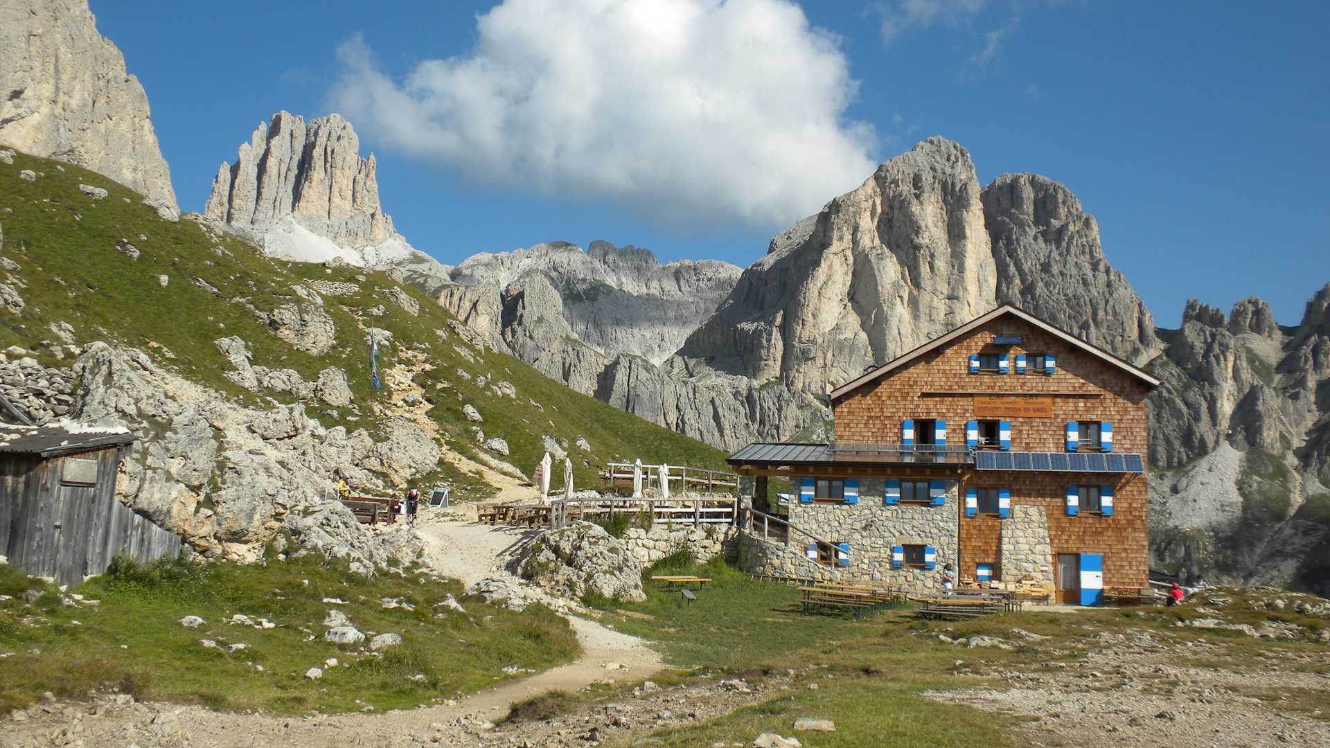 Rotwandhütte, Roda die Vael