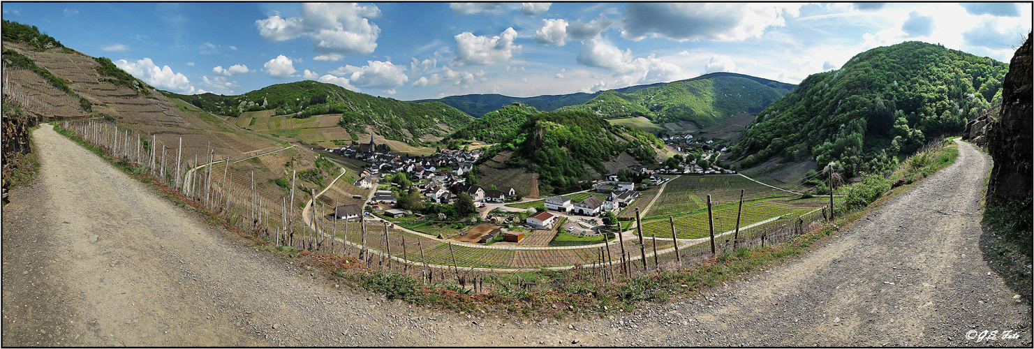 Rotweinwanderweg...